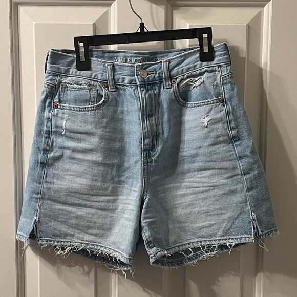 American Eagle - Distressed Jean Shorts / Size 0 - Picture 1 of 8
